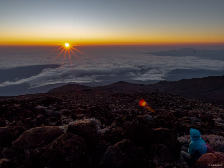 Levé de soleil vu depuis le Piton des Neiges